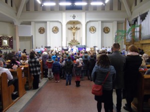 Poświęcenie medalików dzieci przygotowujących się do I Komunii Świętej 08.12.2015r.